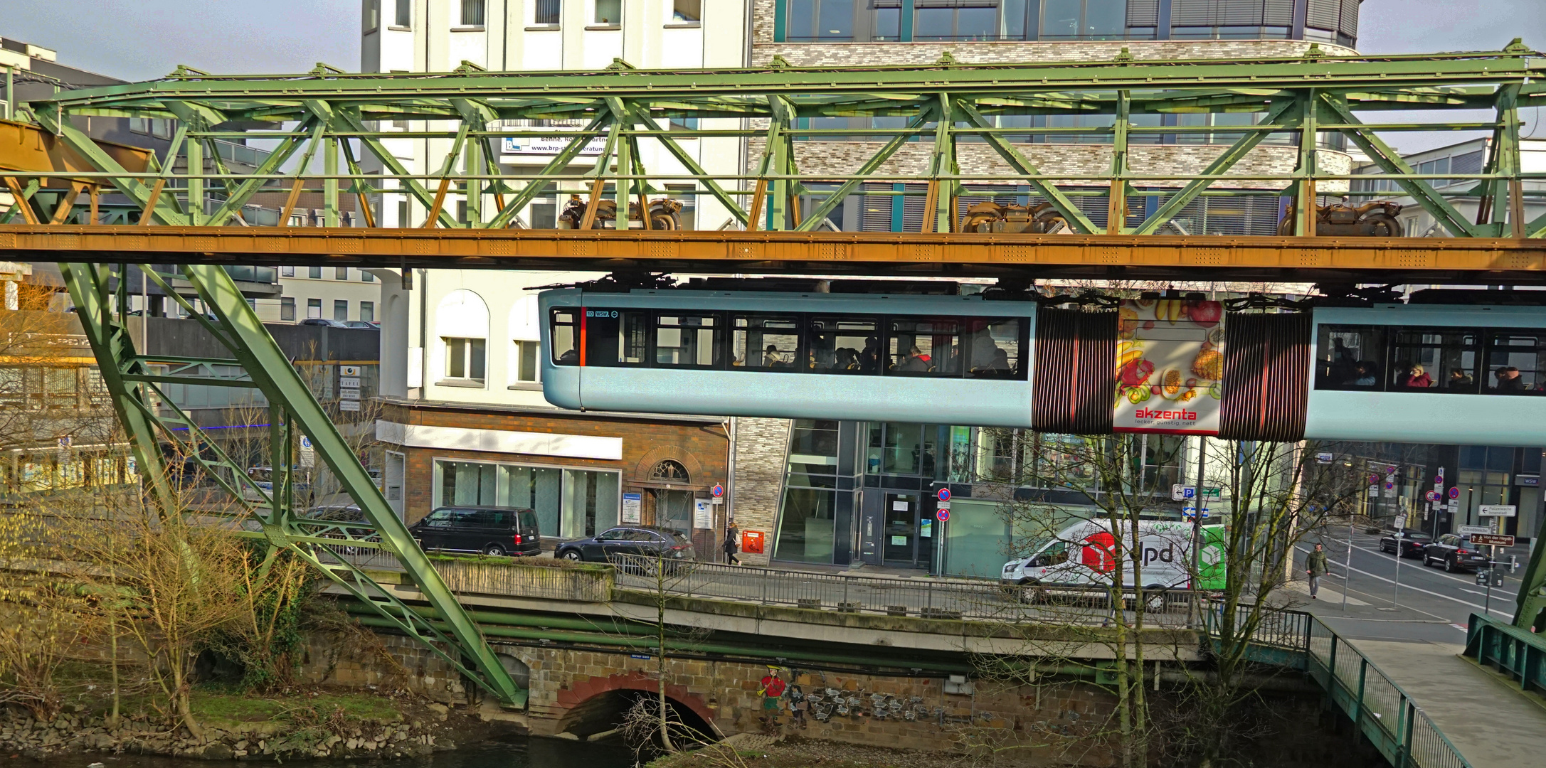 Schwebebahn