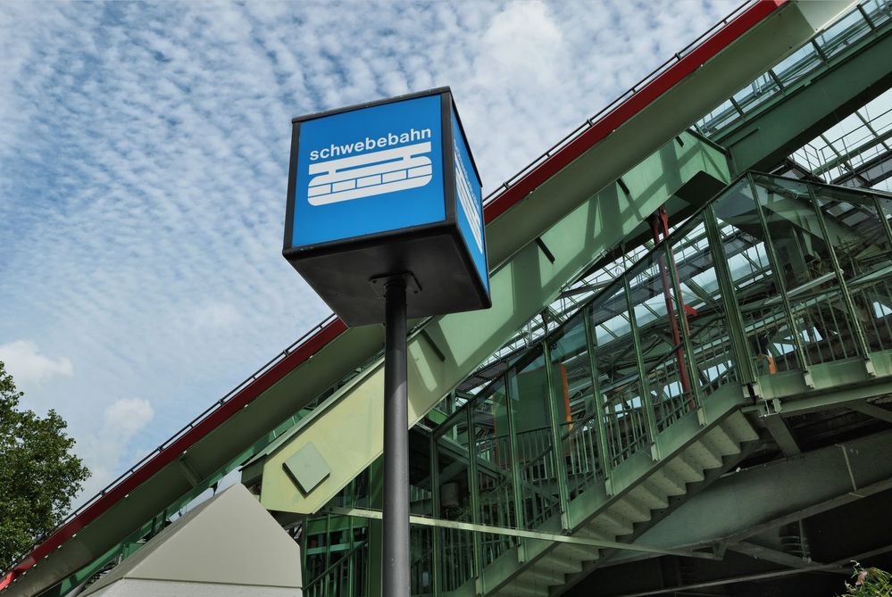 Schwebebahn