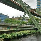 Schwebebahn