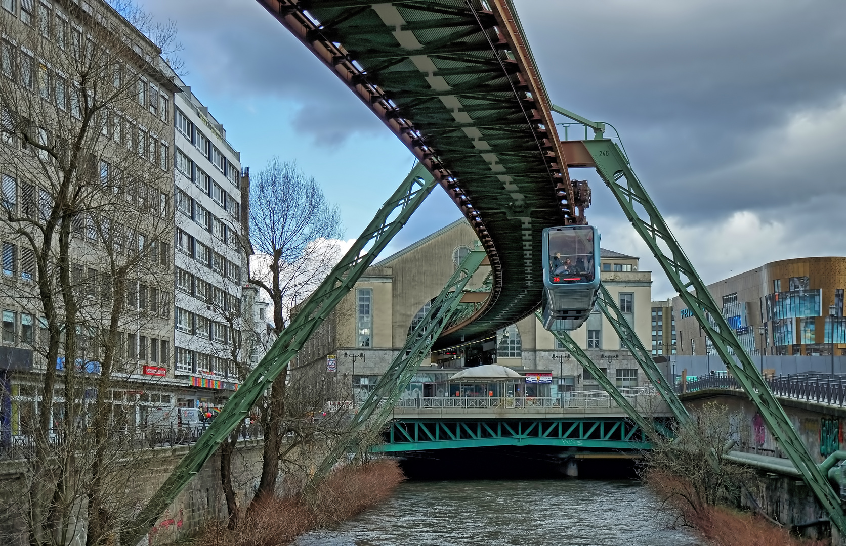 Schwebebahn am Döppersberg