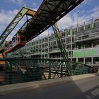 Schwebebahn am Flutufer 