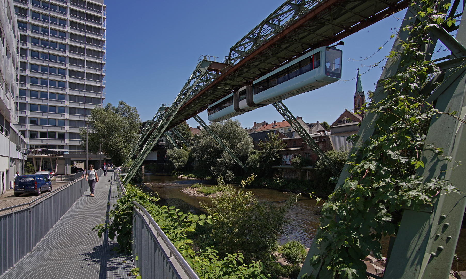 Schwebebahn am Wupperweg (256) 