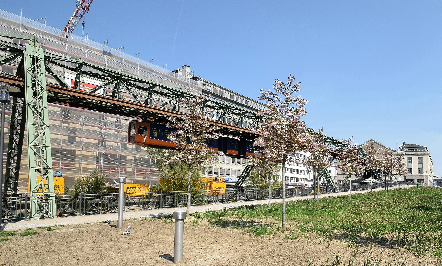 Schwebebahn -  An der Schlossbleiche