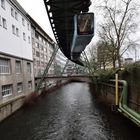 Schwebebahn an der Schloßbleiche