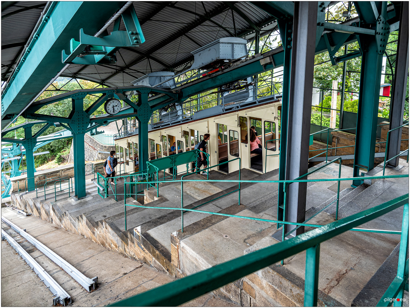 Schwebebahn Dresden-Loschwitz - Bergstation