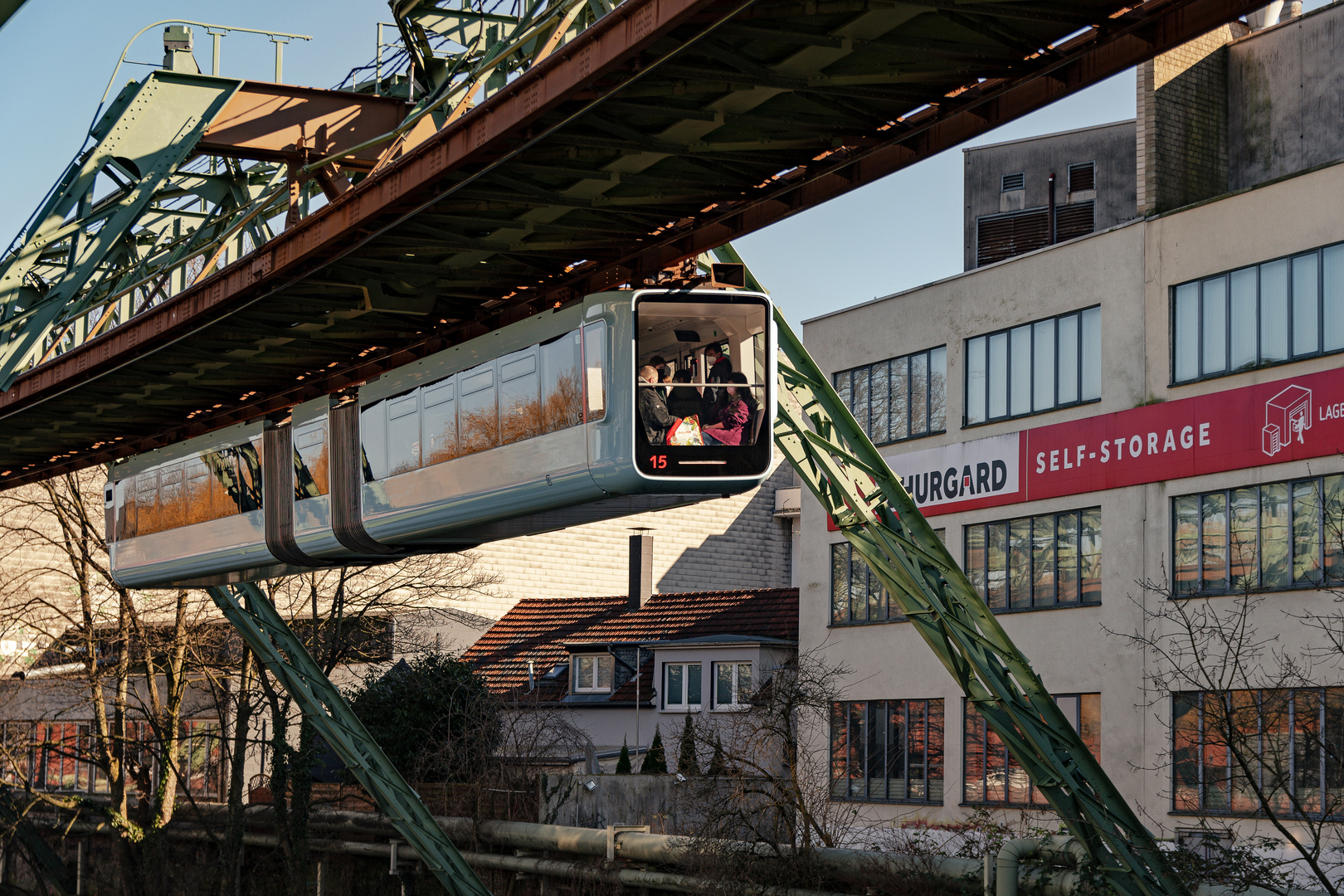 Schwebebahn