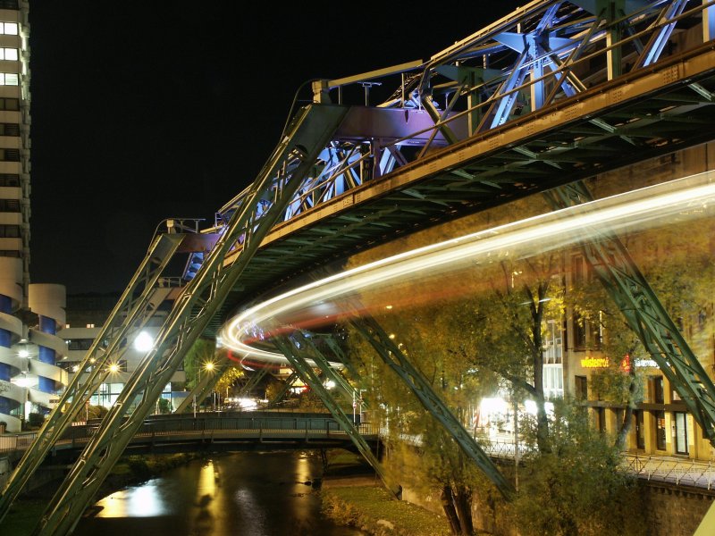 Schwebebahn