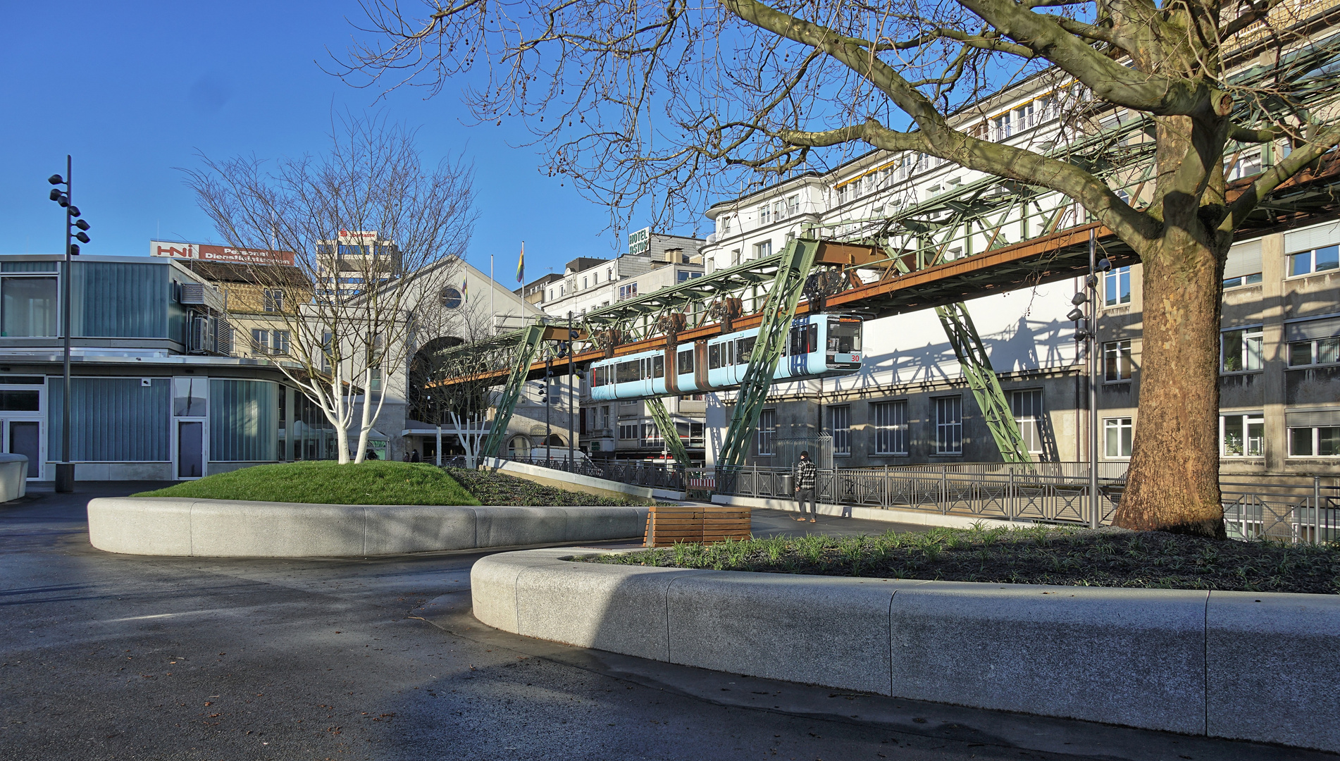 Schwebebahn