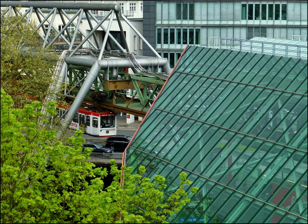 Schwebebahn