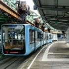 Schwebebahn 