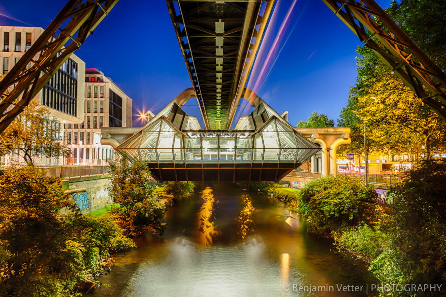 Schwebebahn - oder auch das Wupper-Ufo