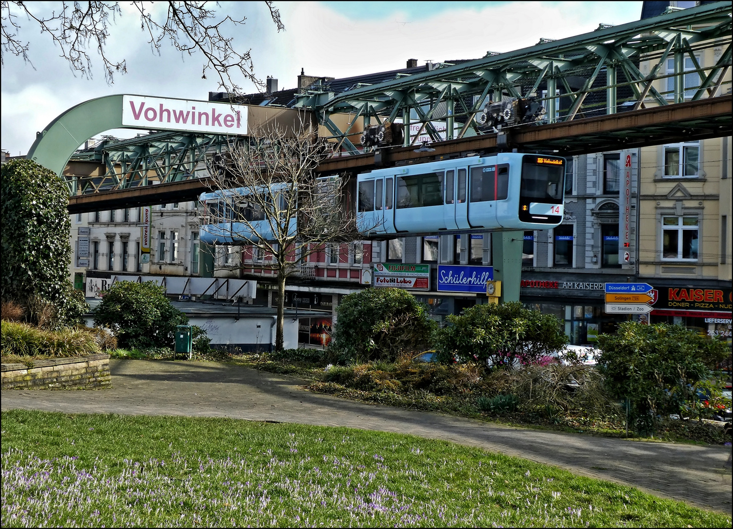 Schwebebahn Richtung Endstation