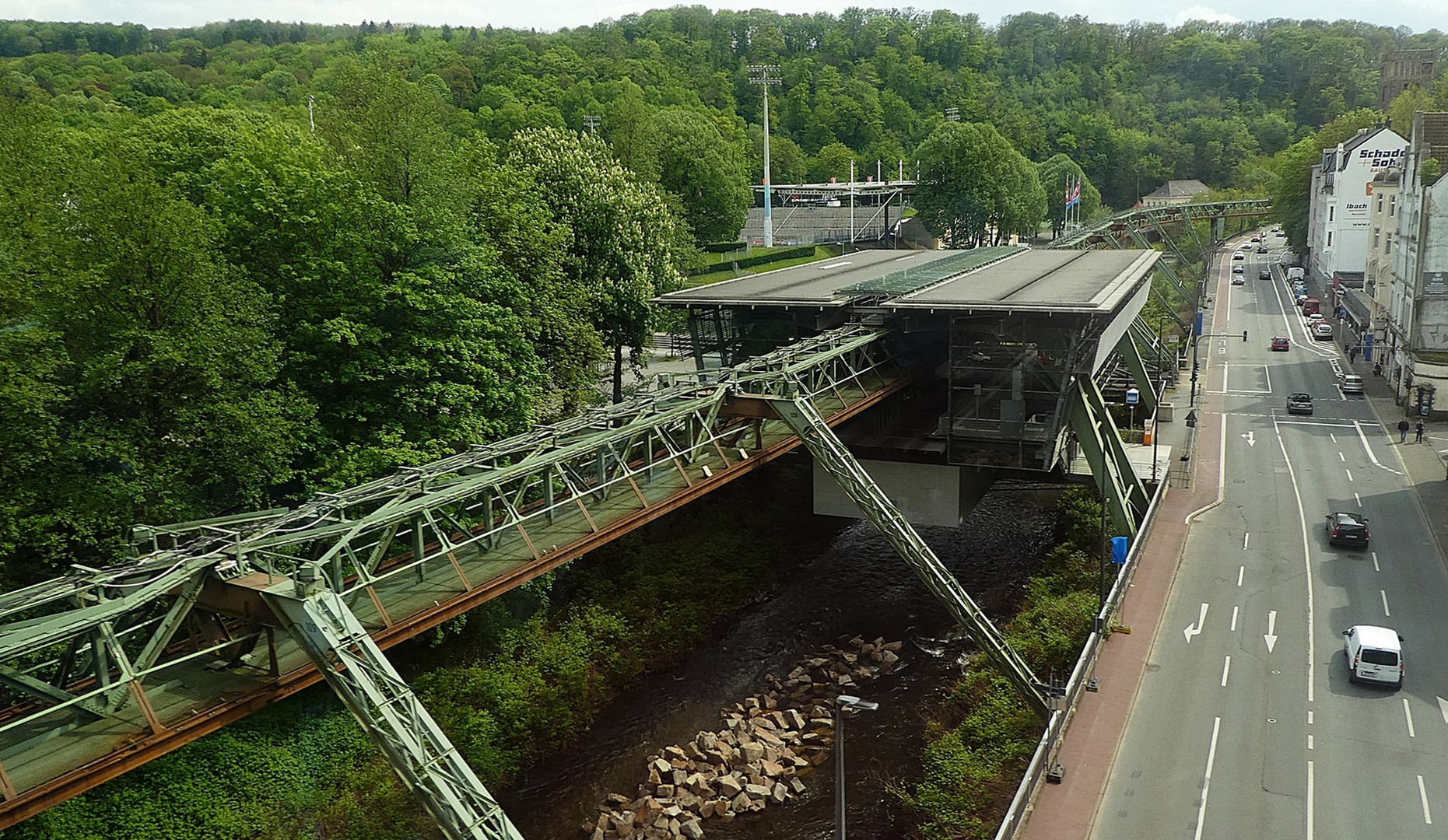 Schwebebahn-Station Zoo/Stadion