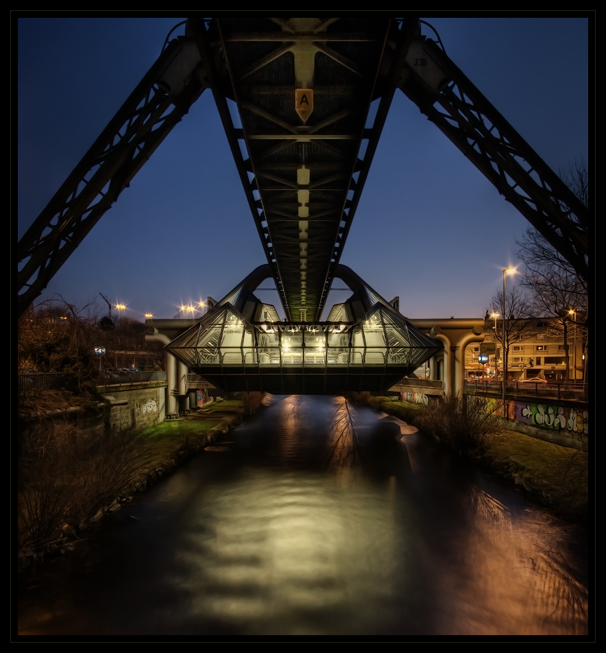 Schwebebahn Wuppertal IV