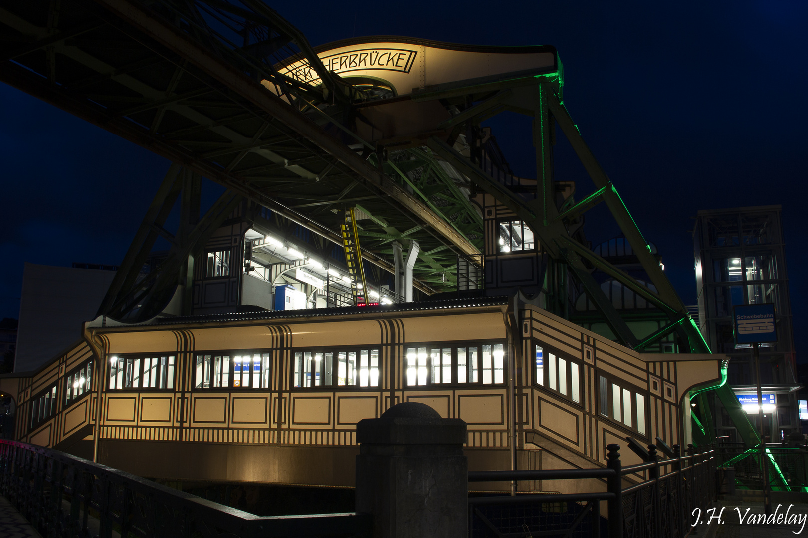 Schwebebahn Wuppertal - Station Werther Brücke II