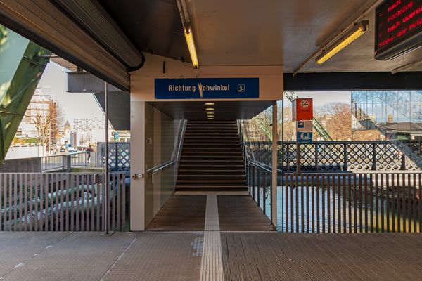 Schwebebahnstation Adlerbrücke