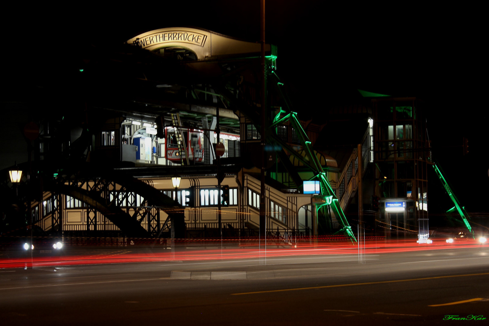 Schwebebahnstation Werther Brücke