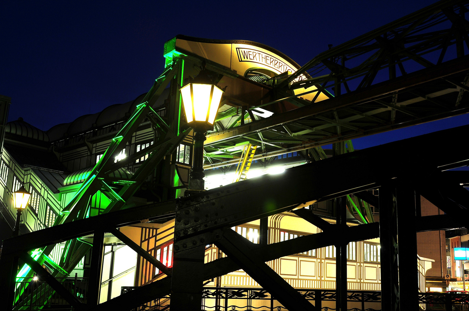 Schwebebahnstation Werther Brücke - Wuppertal