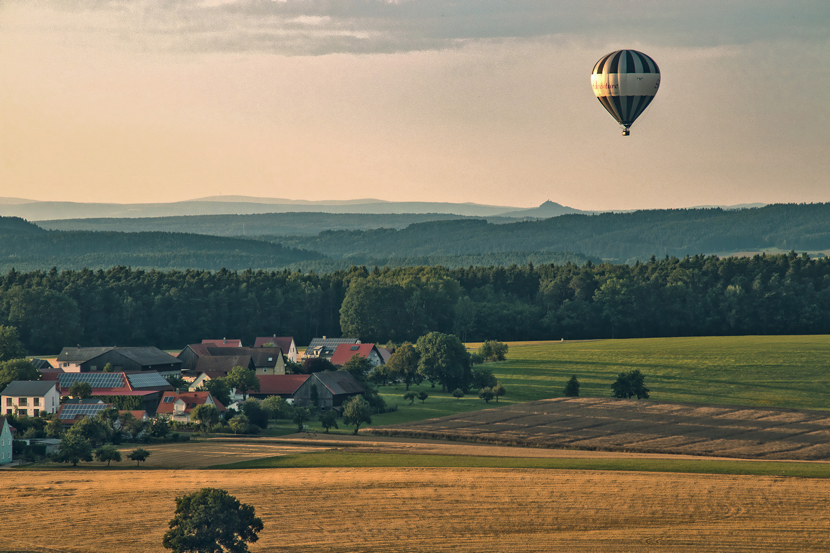 Schwebeballon Idylle