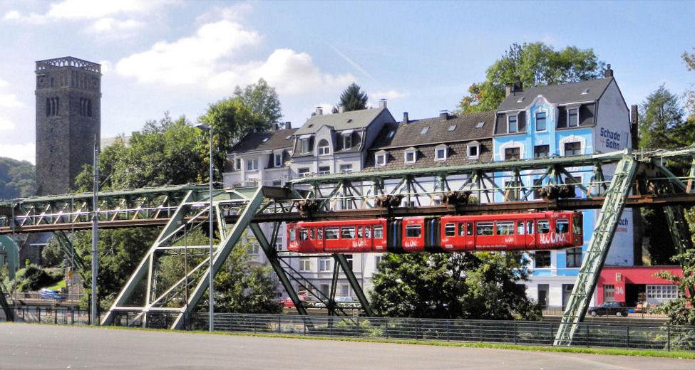 Schwebend durch Wuppertal