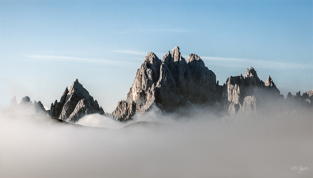 schwebende berge