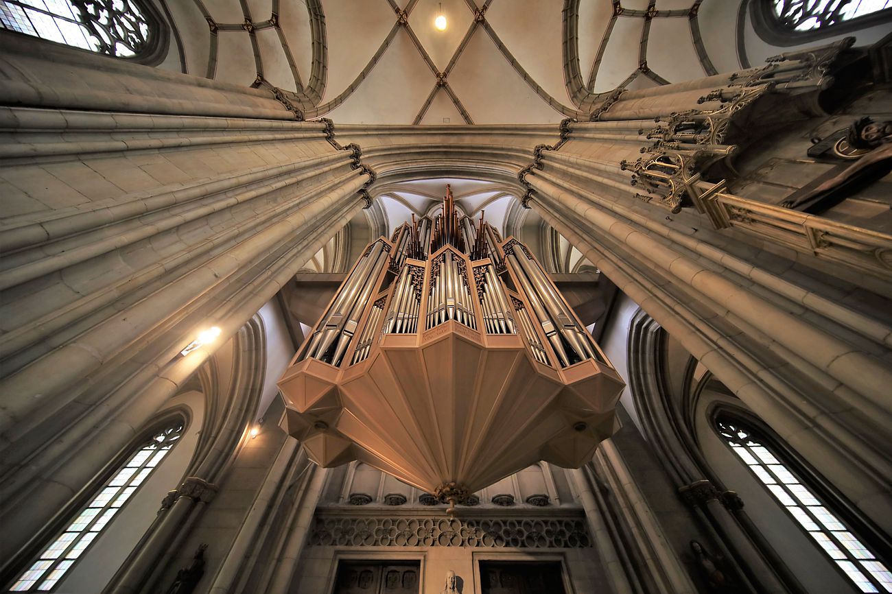 Schwebende Orgel