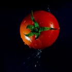 schwebender Tomateng(en)uss