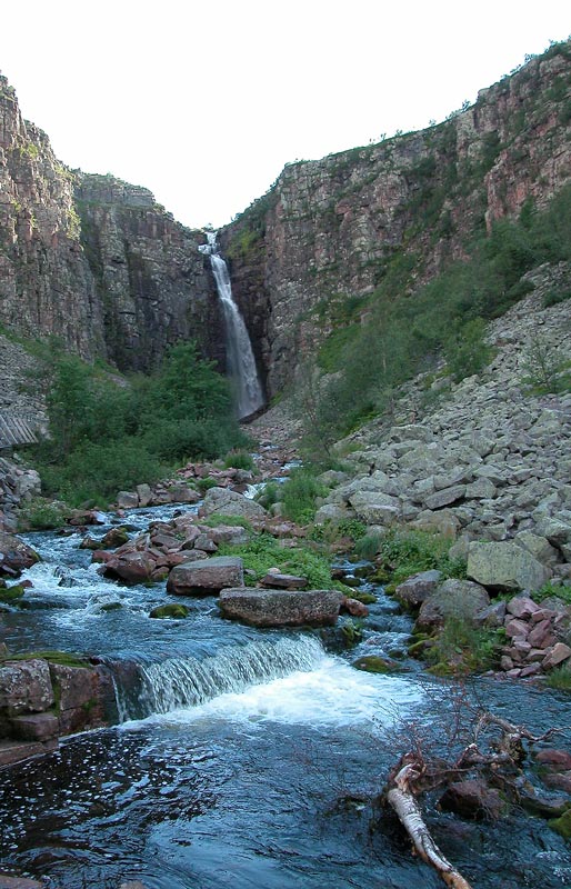 Schwedens höchster Wasserfall "Njupeskär" 97m