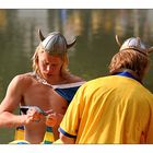 Schwedische Fußballfans in Köln