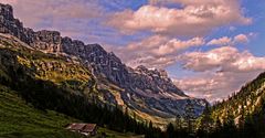 Schweiz Klausenpass HDR (erster versuch)