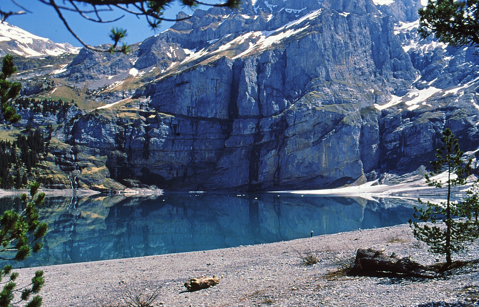 Schweiz: Oeschinensee im Berner Oberland