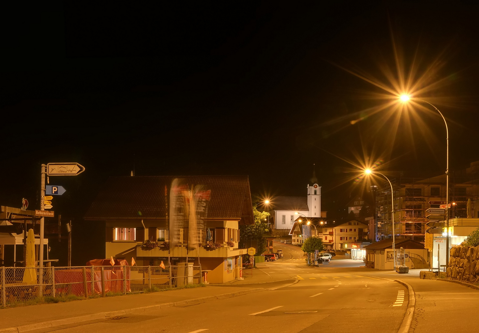 Schweiz: Sörenberg bei Nacht