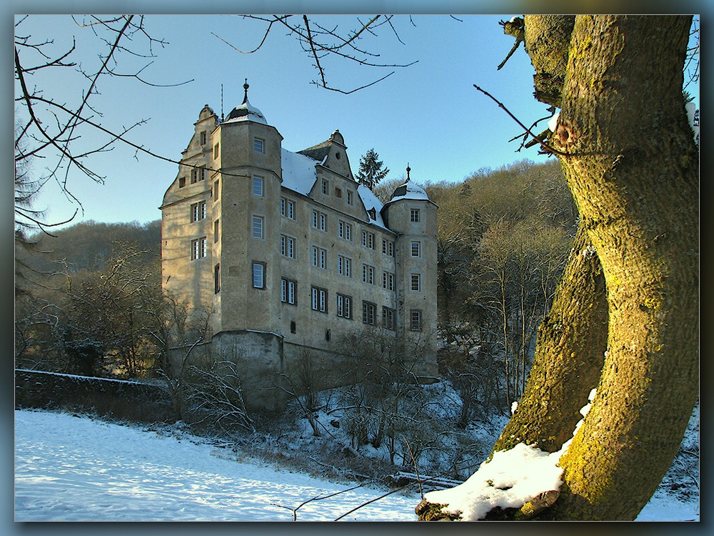 Schweppenburg nahe Tönisstein im Brohltal