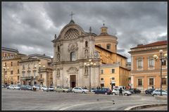 Schweres Erdbeben in L´Aquila /Abruzzen