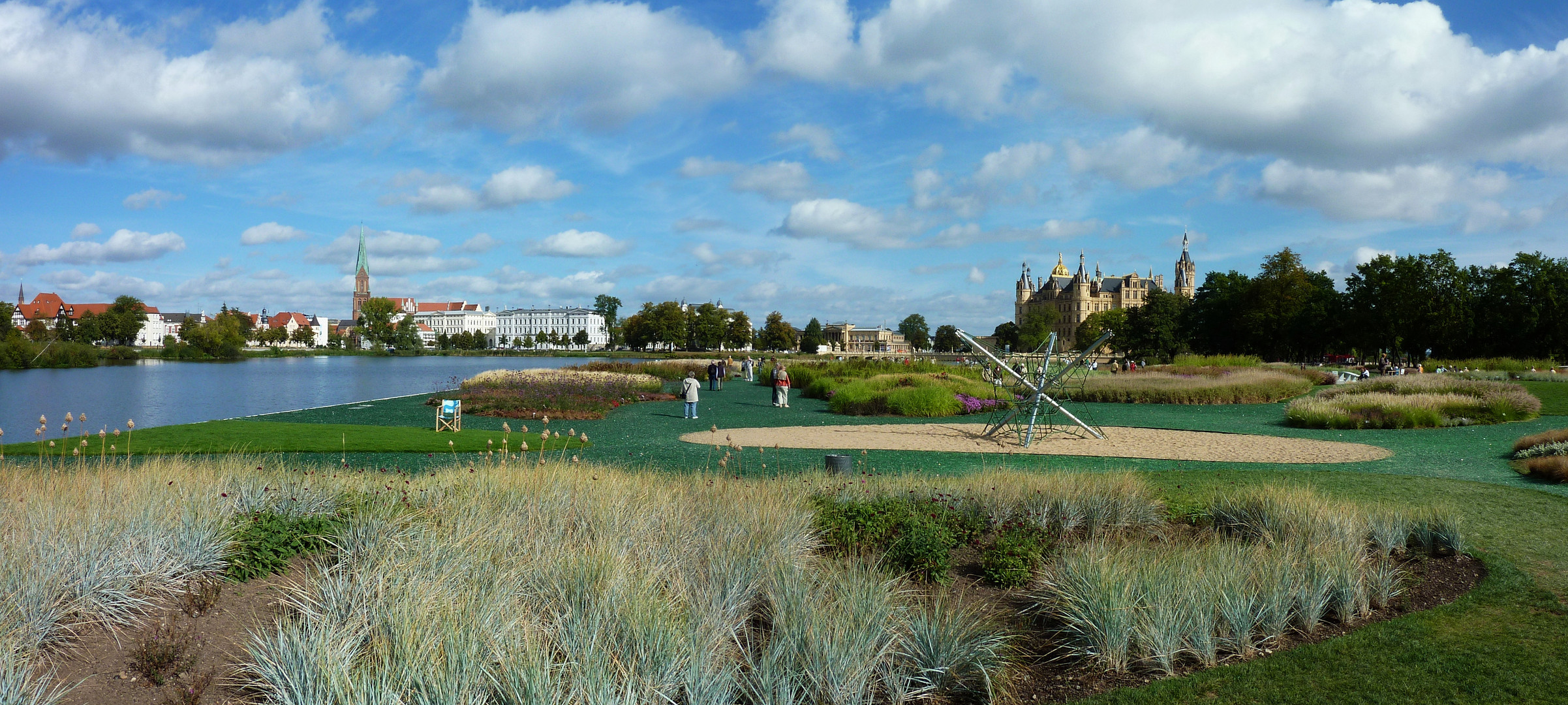 Schwerin BuGa 2009 mit Dom und Schloss