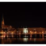 *Schwerin @ night*