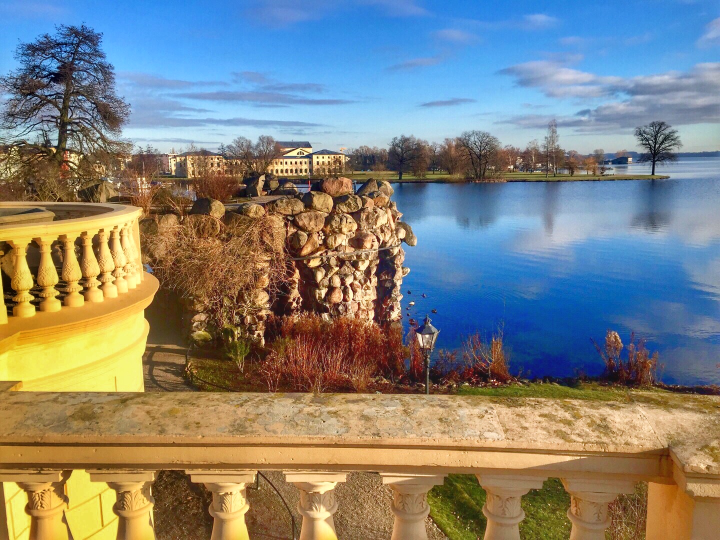 Schwerin Schlossinsel Steingrotte am Schweriner See