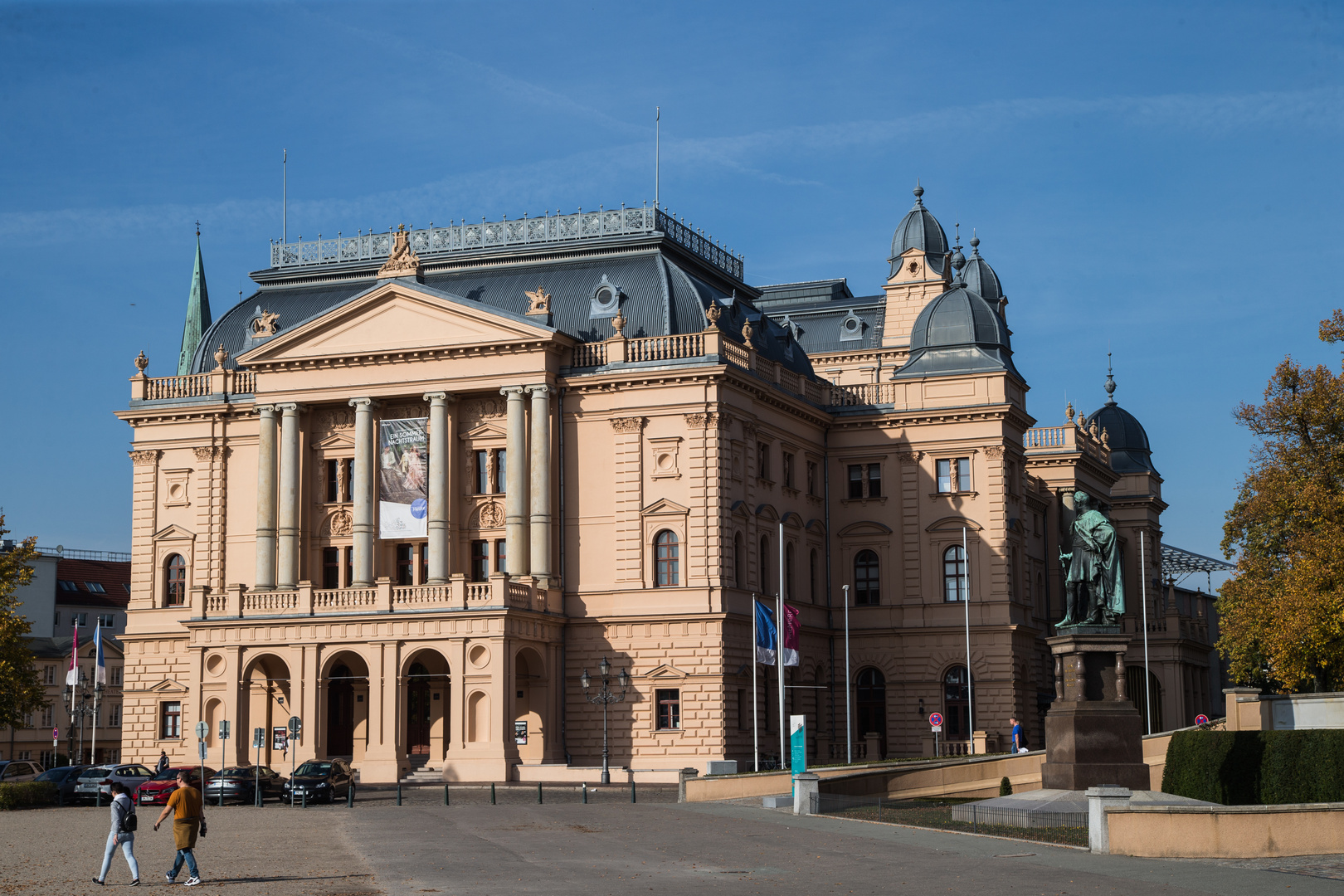 Schwerin-Staatstheater Foto & Bild | world, architektur, schwerin ...