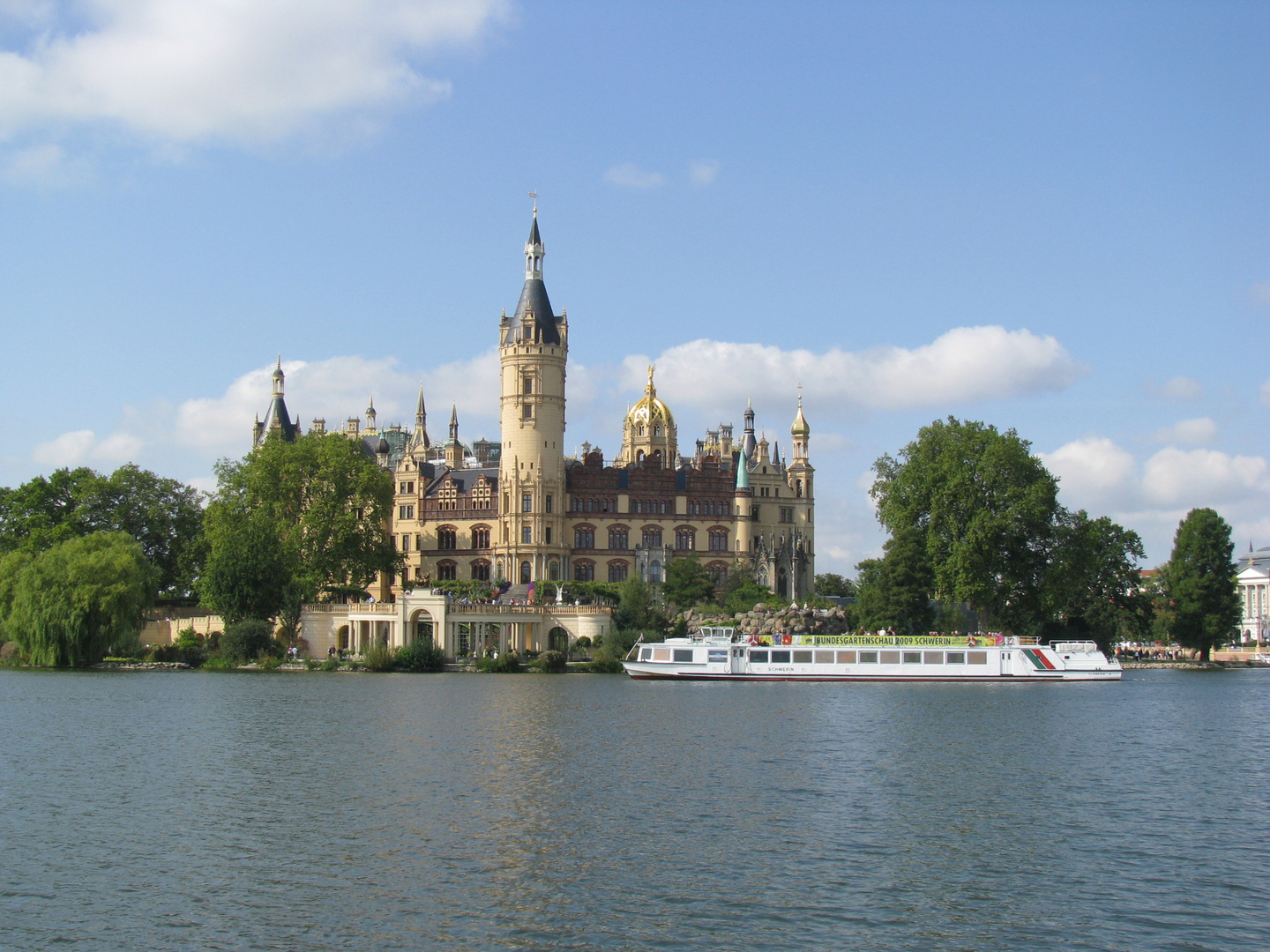 Schweriner Schloß zur BUGA-Zeit