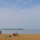 Schweriner See - Strandidylle mit Fahrrad