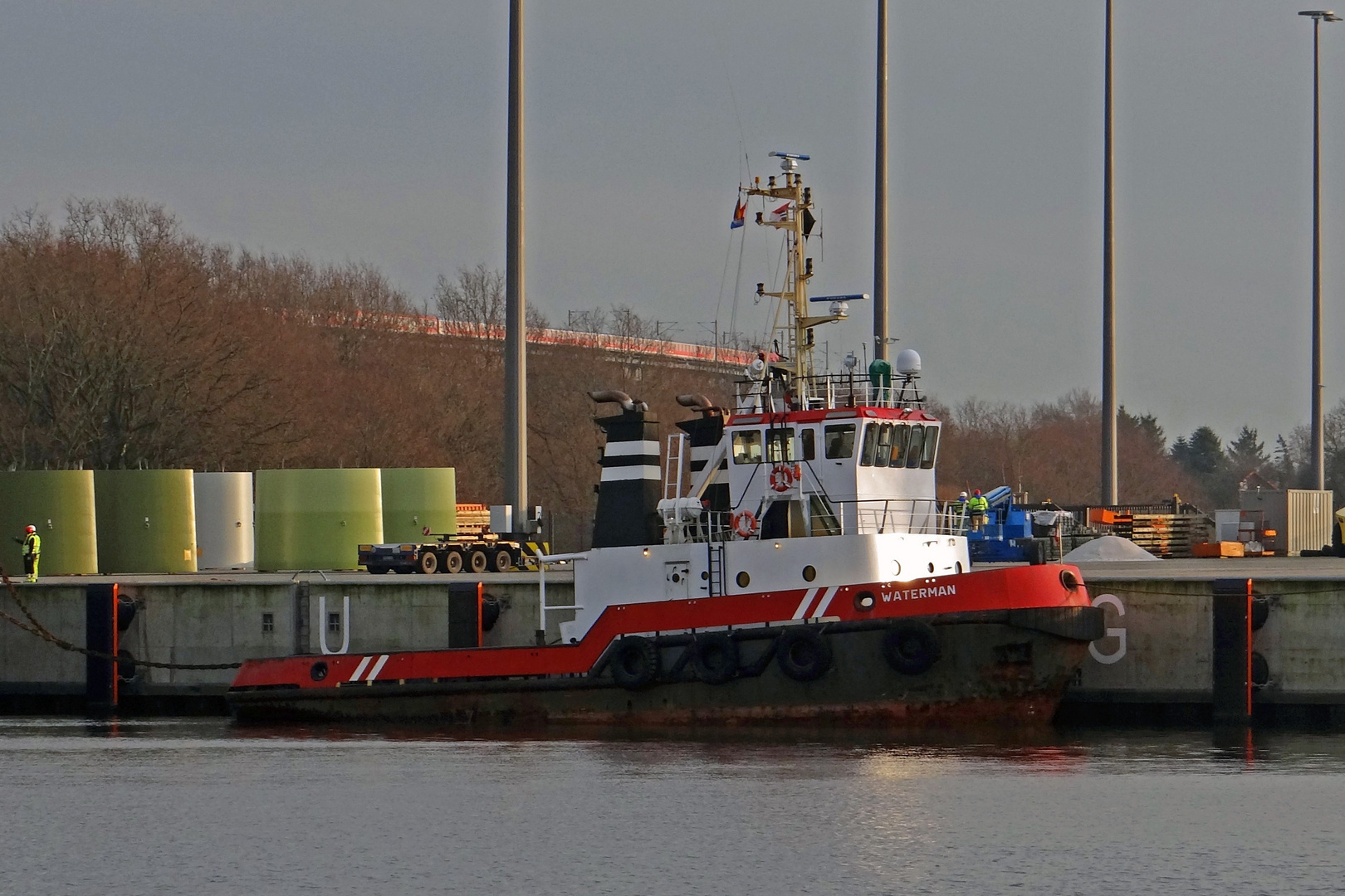 Schwerlasthafen Rendsburg - Rendsburg-Port