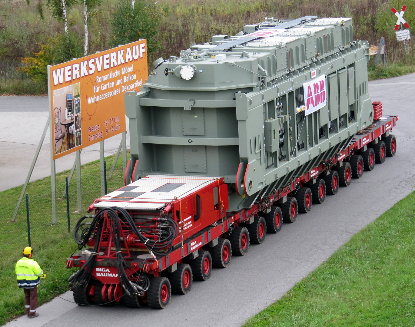 Schwertransport Foto & Bild | baumaschinen, verkehr & fahrzeuge, schiene und straße Bilder auf ...