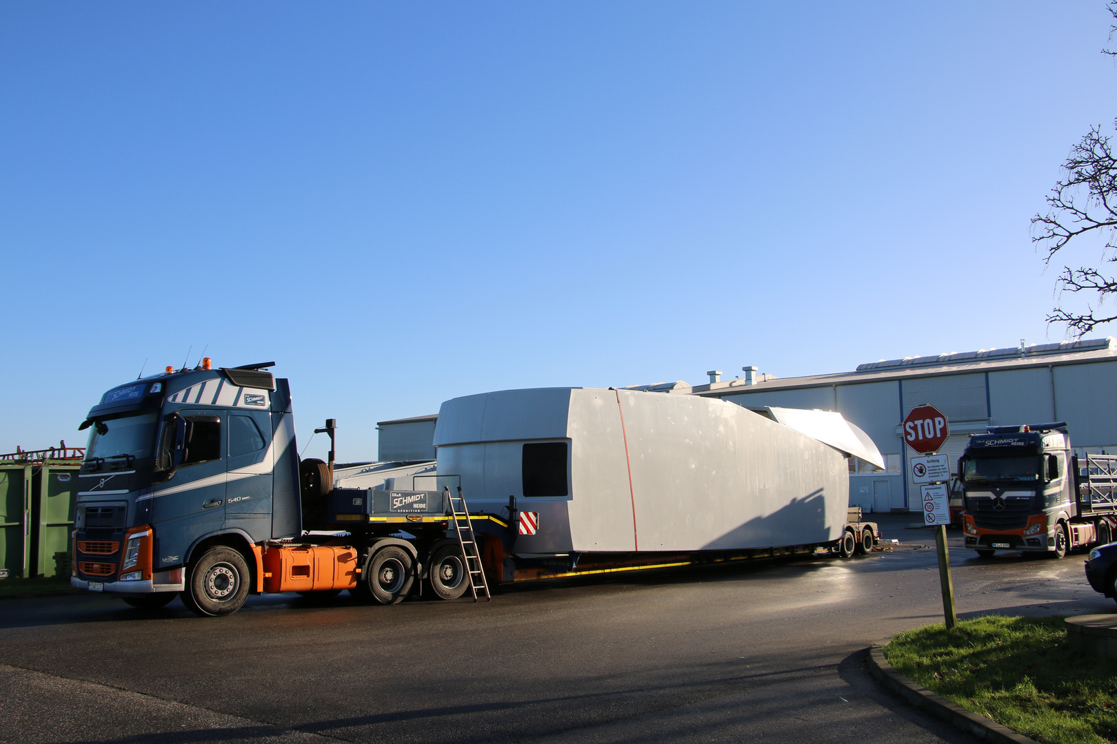 Schwertransport ein Teil vom Windkraftwerk