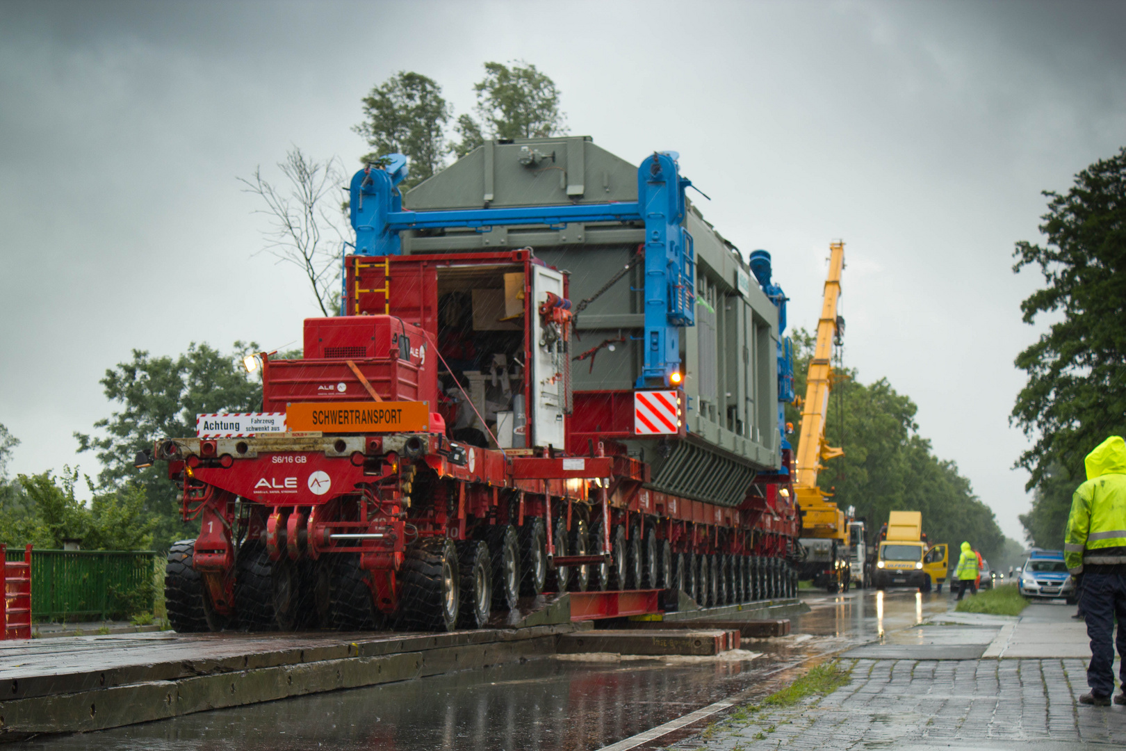 Schwertransport über den Dwarfstief