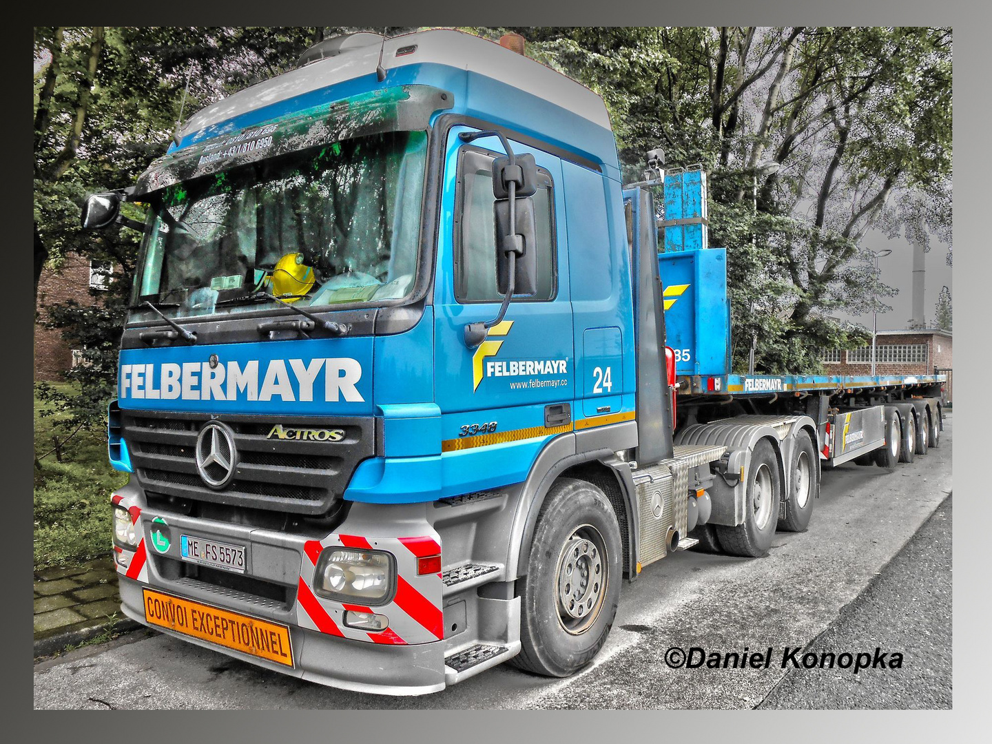 Schwertransporter