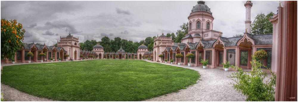 Schwetzinger Gartenanlage die Moschee als Pseudo-HDR Panorama