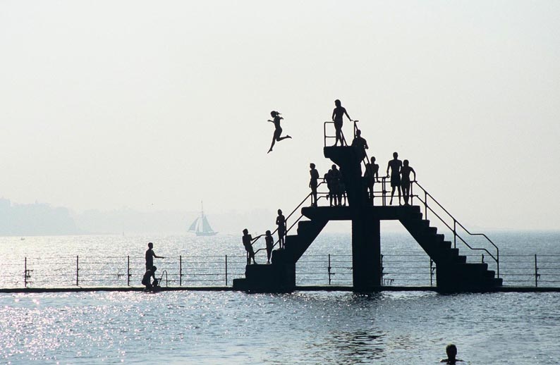 Schwimmbad am Meer