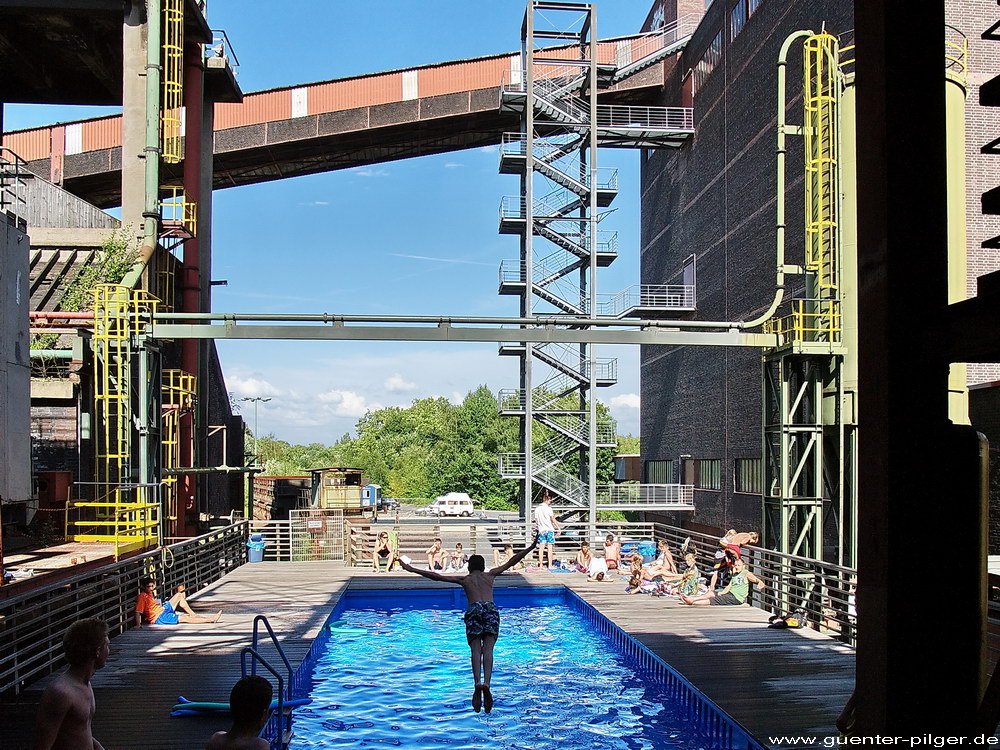 Schwimmbad der Kokerei Zollverein in Essen