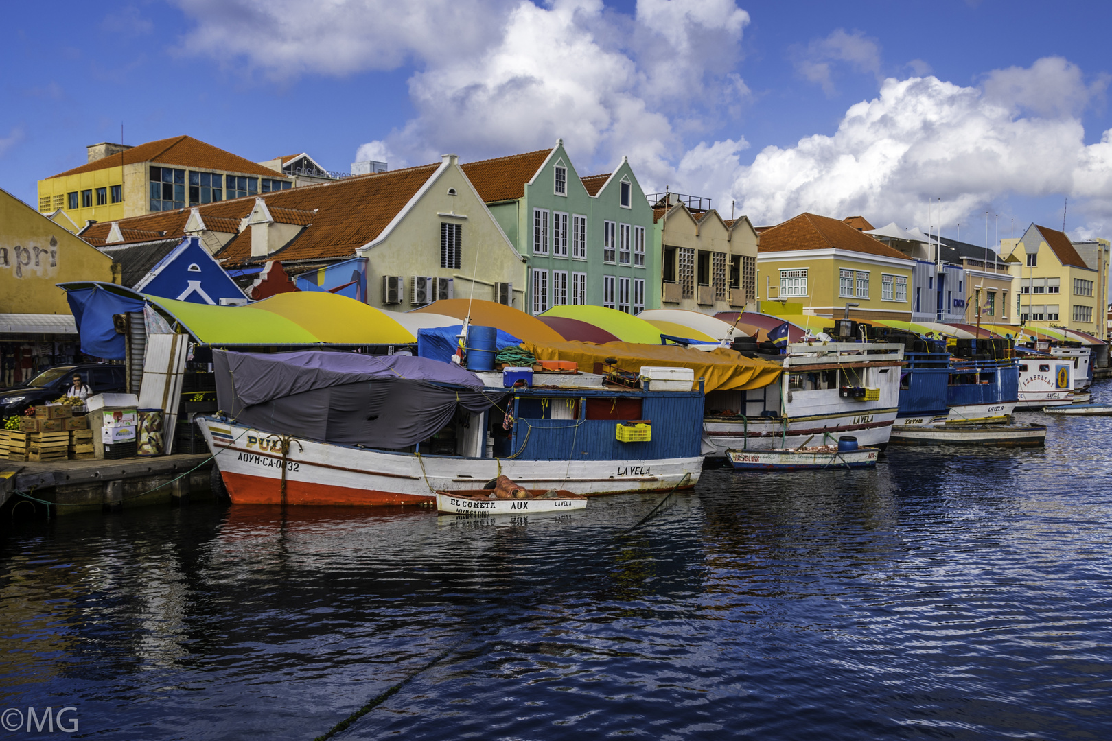 Schwimmende Märkte auf Curacao
