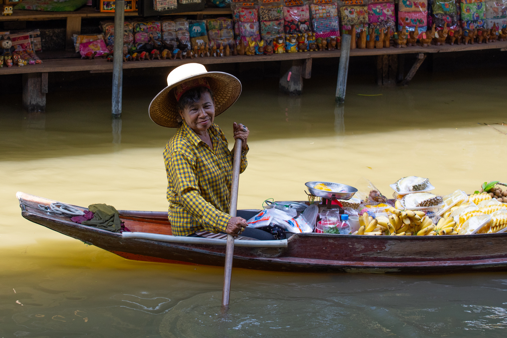 Schwimmender Markt Damnoen in Bangkok